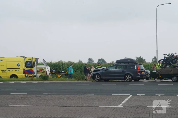 Flinke schade na botsing op kruispunt