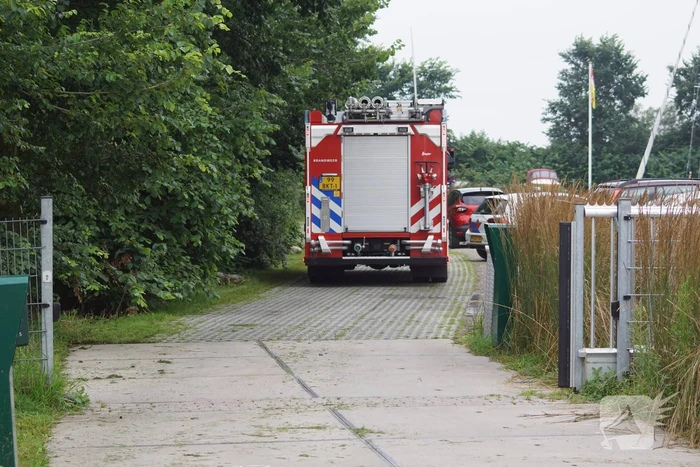 Grote zoekactie naar mogelijk persoon te water Jachthaven 't Raboes