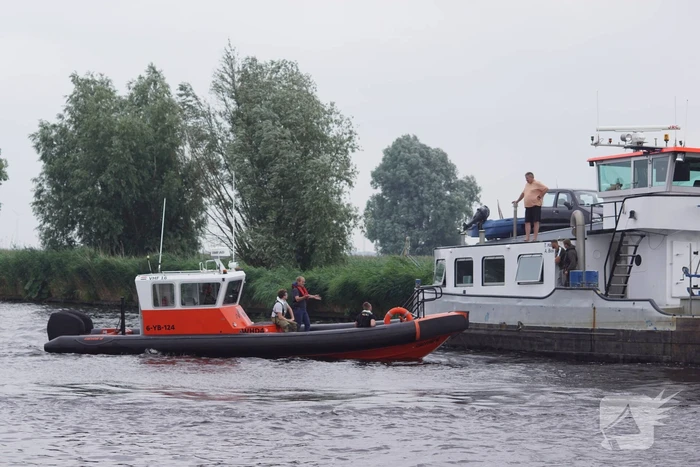 Grote zoekactie naar mogelijk persoon te water Jachthaven 't Raboes