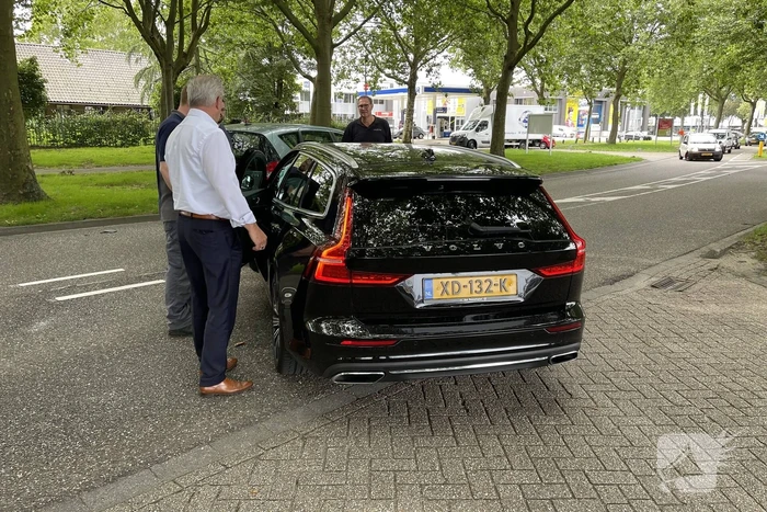Proefrit eindigt in aanrijding