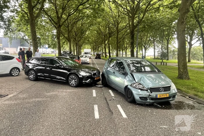 Proefrit eindigt in aanrijding