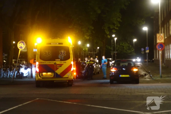 Spookfietser gewond bij aanrijding