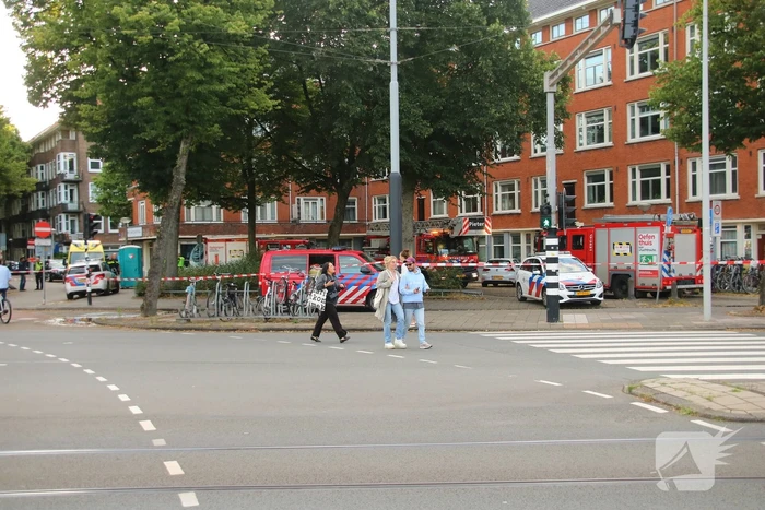 Grote brandweeropkomst door brand in woning