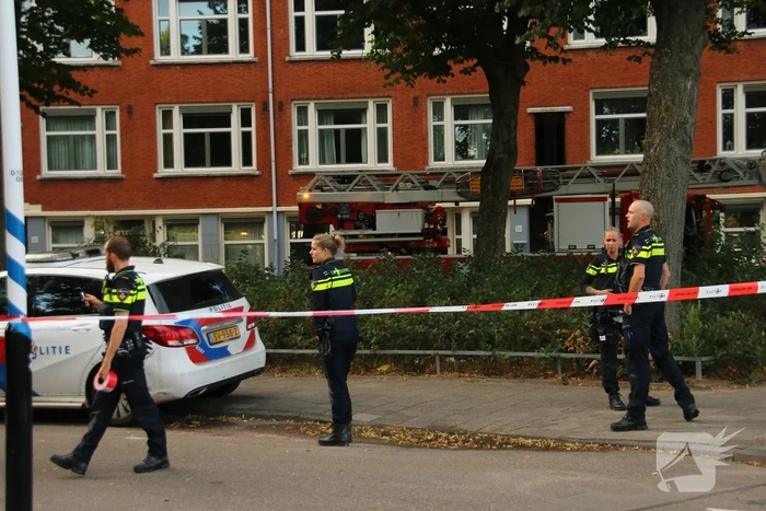 Grote brandweeropkomst door brand in woning
