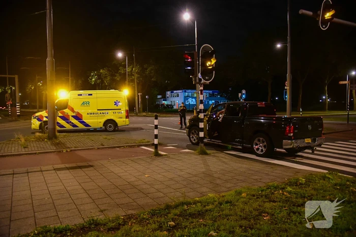 Fietser zwaargewond bij aanrijding