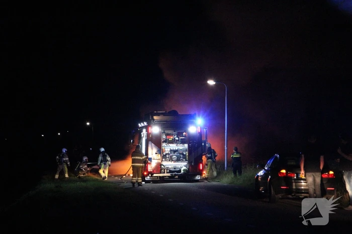 Auto verwoest door brand