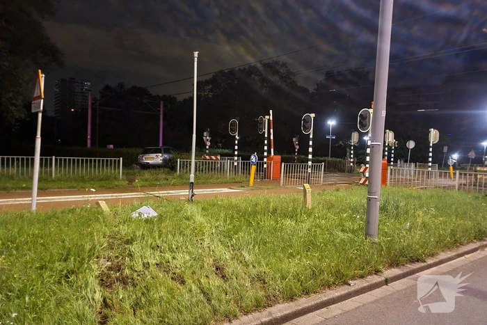 Auto zwaar beschadigd bij eenzijdig ongeval