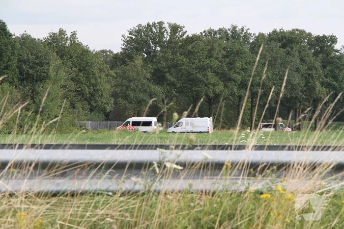 Politie doet inval in loods