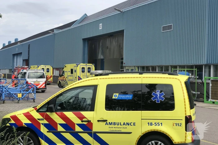 Man krijgt duizend kilo zware tafel op borst bij Fokker Aerostructures