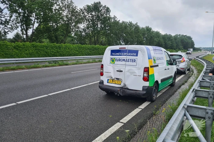 Meerdere voertuigen betrokken bij botsing