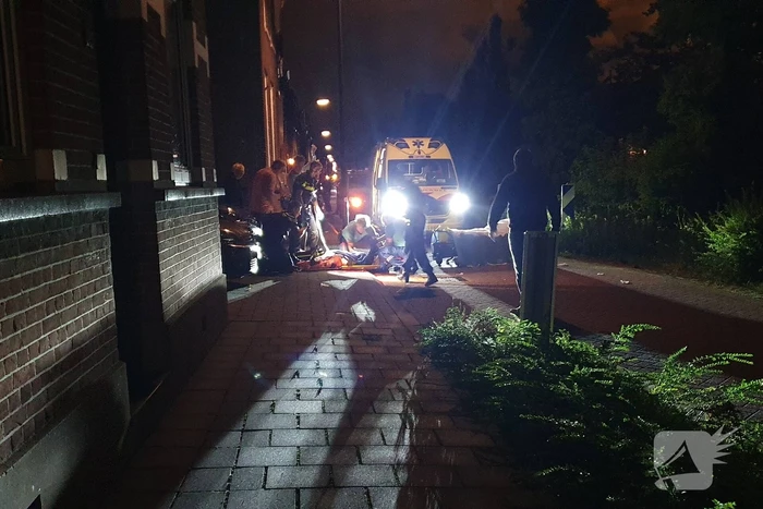 Automobilist rijdt scooter aan en vlucht