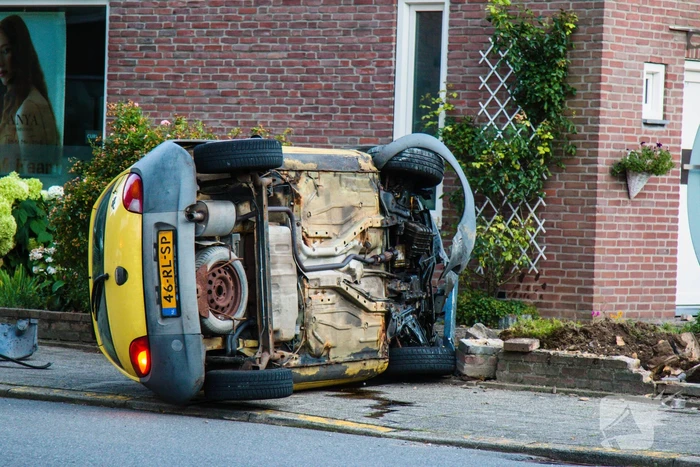 Bestuurster aangehouden door ongeval