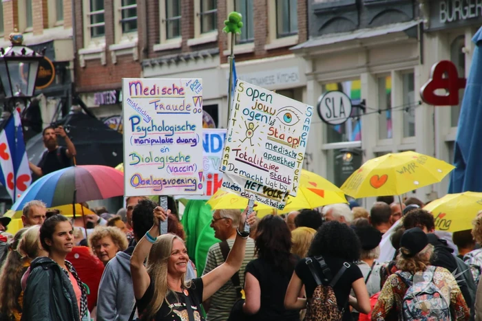 Demonstratie over coronamaatregelen verloopt gemoedelijk