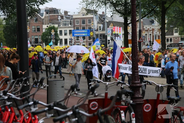 Demonstratie over coronamaatregelen verloopt gemoedelijk