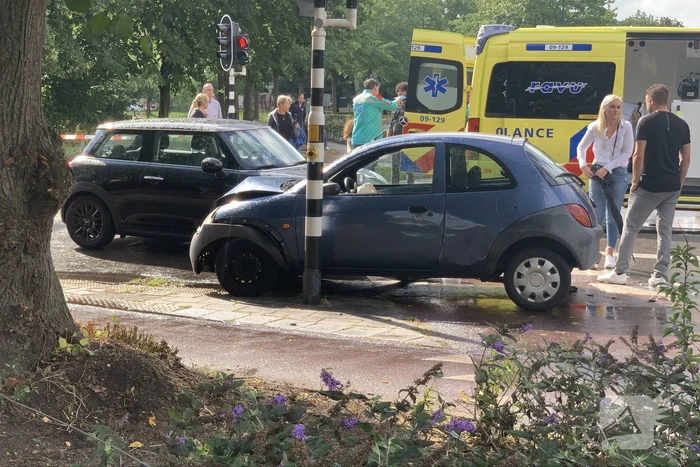 Persoon aangehouden bij verkeersongeval