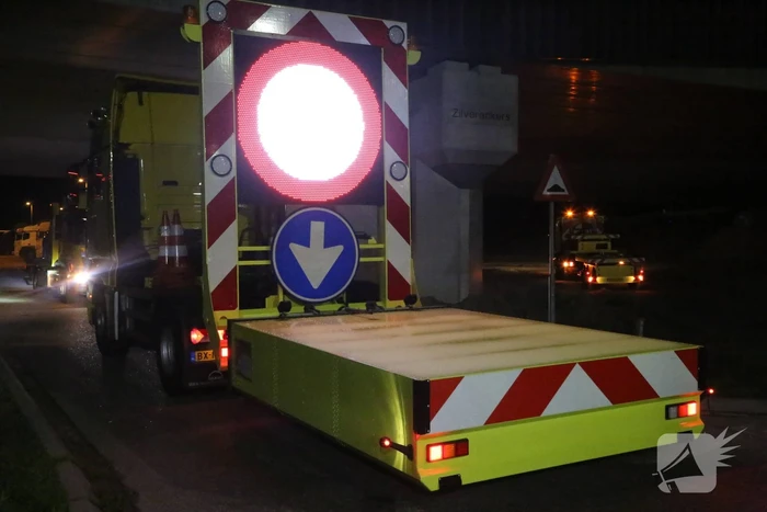 Auto belandt in de sloot