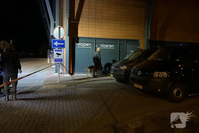 Politie lost meerdere schoten tijdens zoektocht naar man met vuurwapen