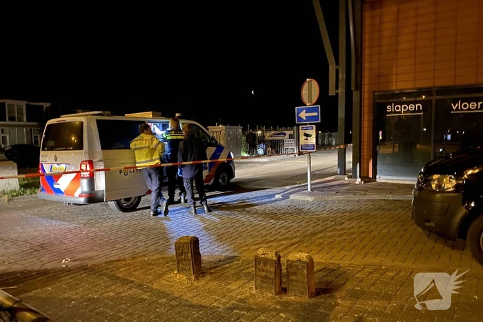 Politie lost meerdere schoten tijdens zoektocht naar man met vuurwapen