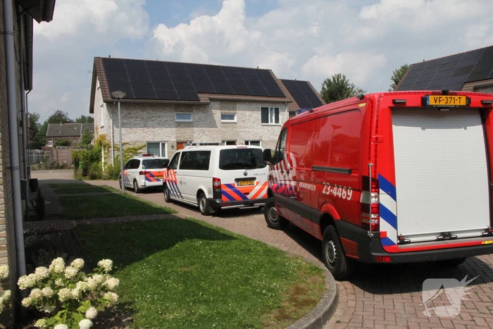 Water stroomt uit woning