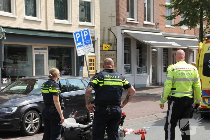 Scooterrijder zwaargewond na crash