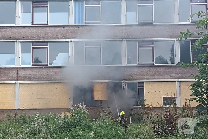 Veel rookontwikkeling door brand in appartement