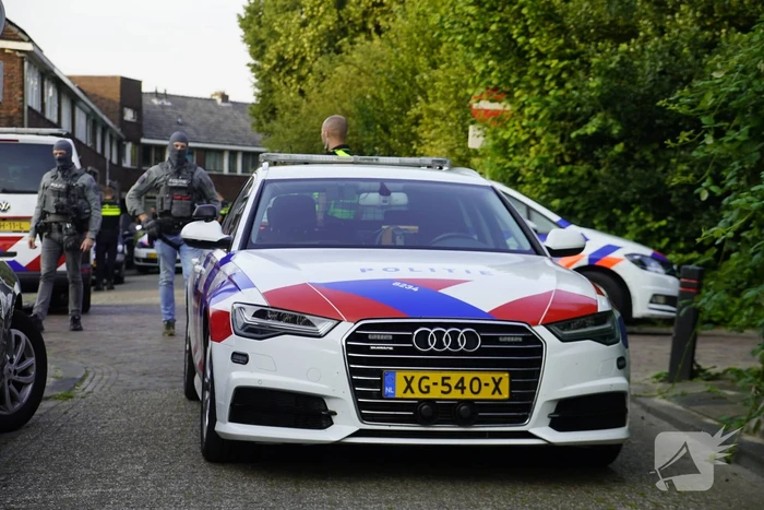 Diverse aanhoudingen bij politie-inzet in wijk Kromme Gouwe