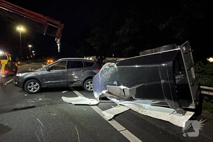 Paard ontsnapt op snelweg na ongeval