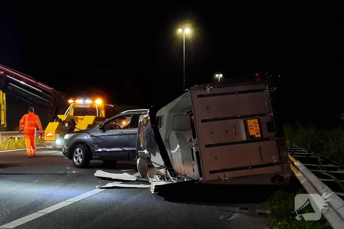 Paard ontsnapt op snelweg na ongeval