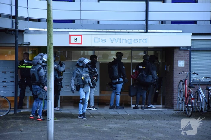 Persoon aangehouden door arrestatieteam