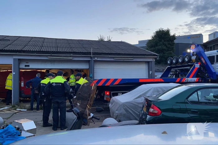 Bestelbus aangetroffen waarin 56-jarige uit Cruquius werd ontvoerd