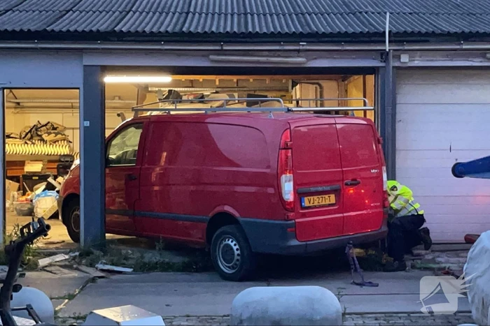 Bestelbus aangetroffen waarin 56-jarige uit Cruquius werd ontvoerd