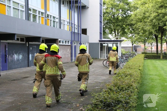 Brandweer doet onderzoek naar gaslucht