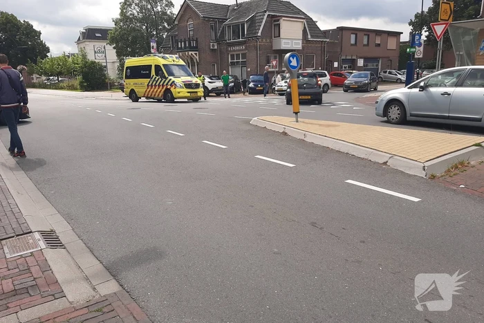 Een persoon gewond bij ongeval op kruising