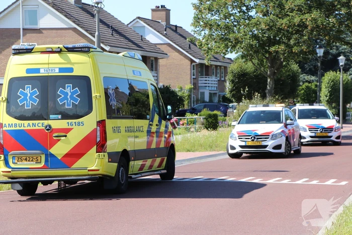 Scooterrijder geschept door auto