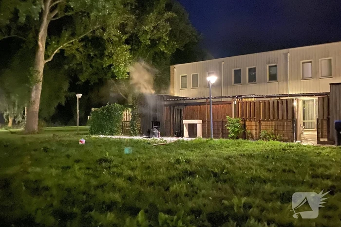 Schuur verwoest door uitslaande brand