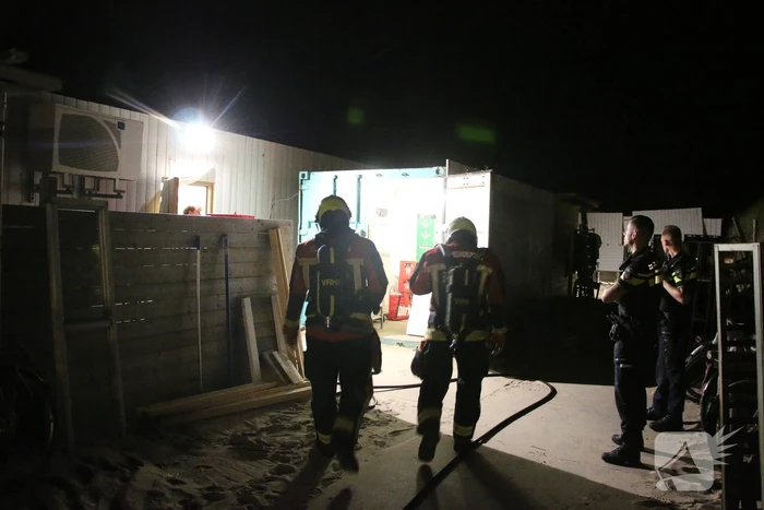 Brand in keuken van strandtent