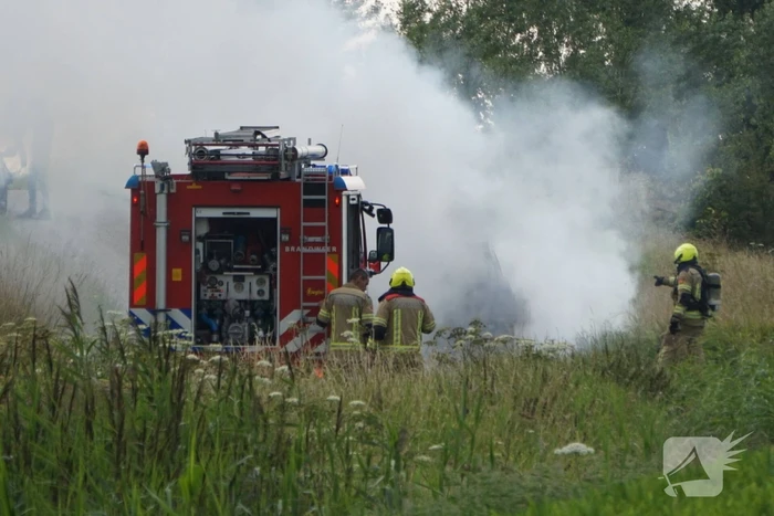 Veel rookontwikkeling door brand in personenauto