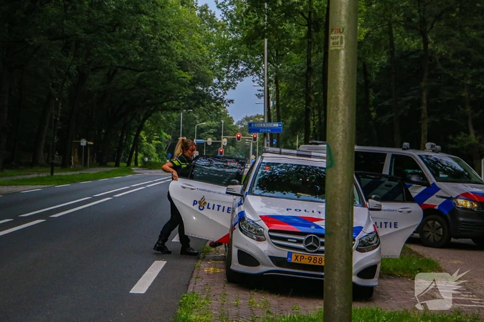 Persoon aangehouden in bosgebied