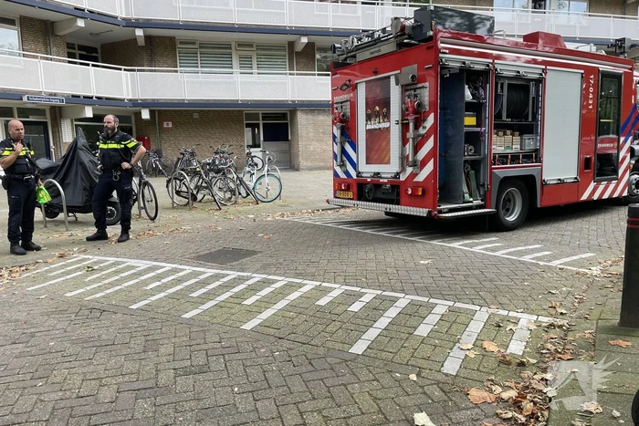 Rookpot zorgt voor enorme rookontwikkeling in flatgebouw