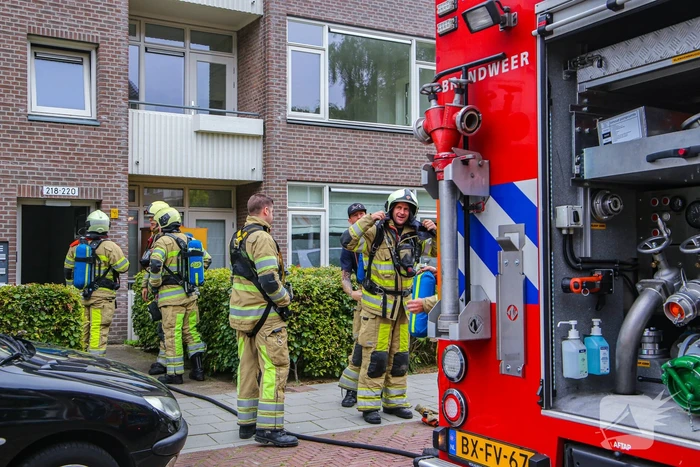 Huisdieren gered bij flinke brand in flatgebouw