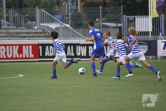 1e van SV Spakenburg wordt ingemaakt door jeugd