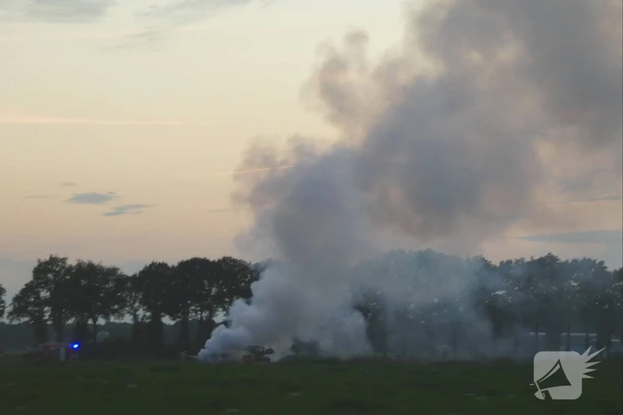 Verreiker verwoest door brand