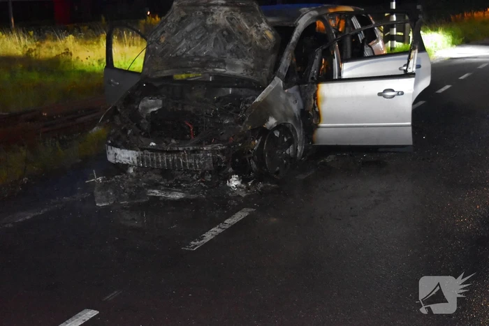 Auto brandt compleet uit