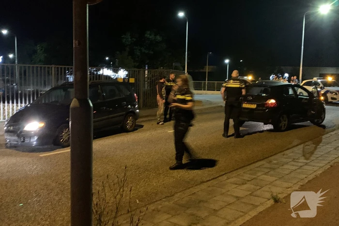 Twee voertuigen botsen met elkaar