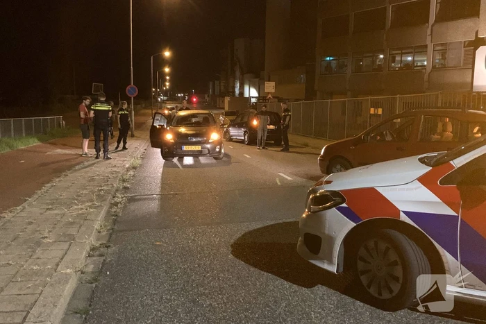 Twee voertuigen botsen met elkaar