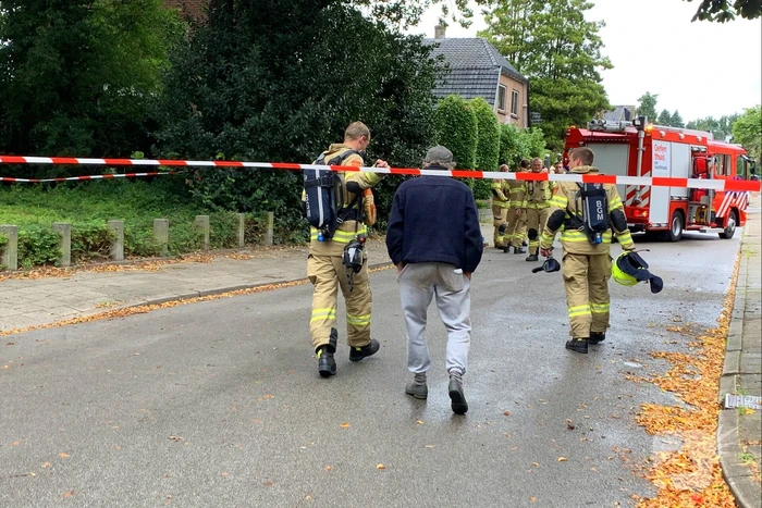 Weg afgesloten na gaslekkage