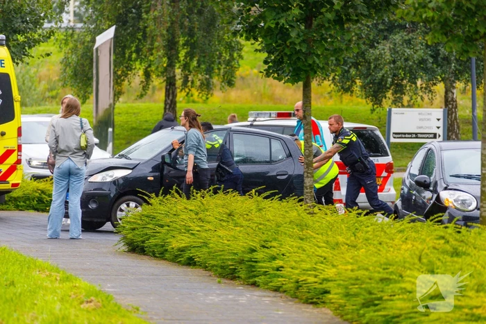 Opnieuw gaat het mis bij in- en uitrit Loods 5