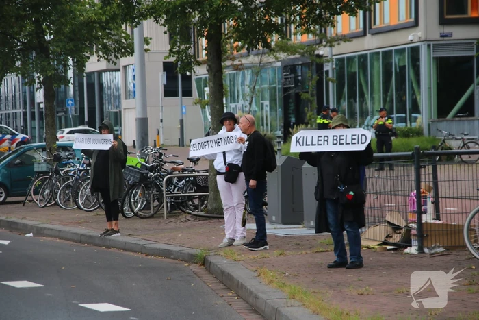 Demonstratie bij kantoor Facebook voor het vrije woord