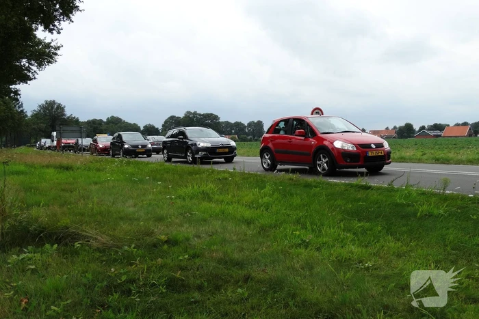 Twee auto's betrokken bij kop-staart botsing