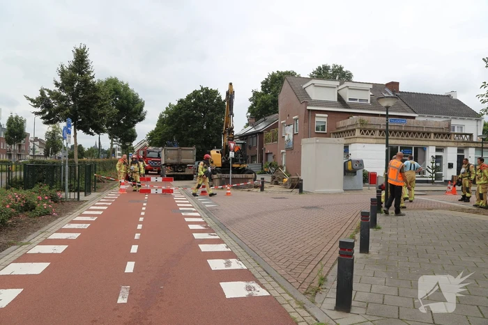Gasleiding geraakt bij plaatsen ondergrondse glasbak